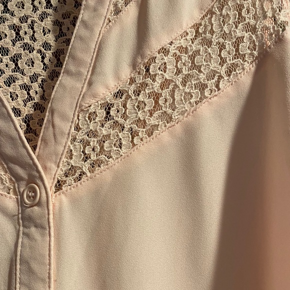 Forever 21 light pink lace tank top - Picture 3 of 4